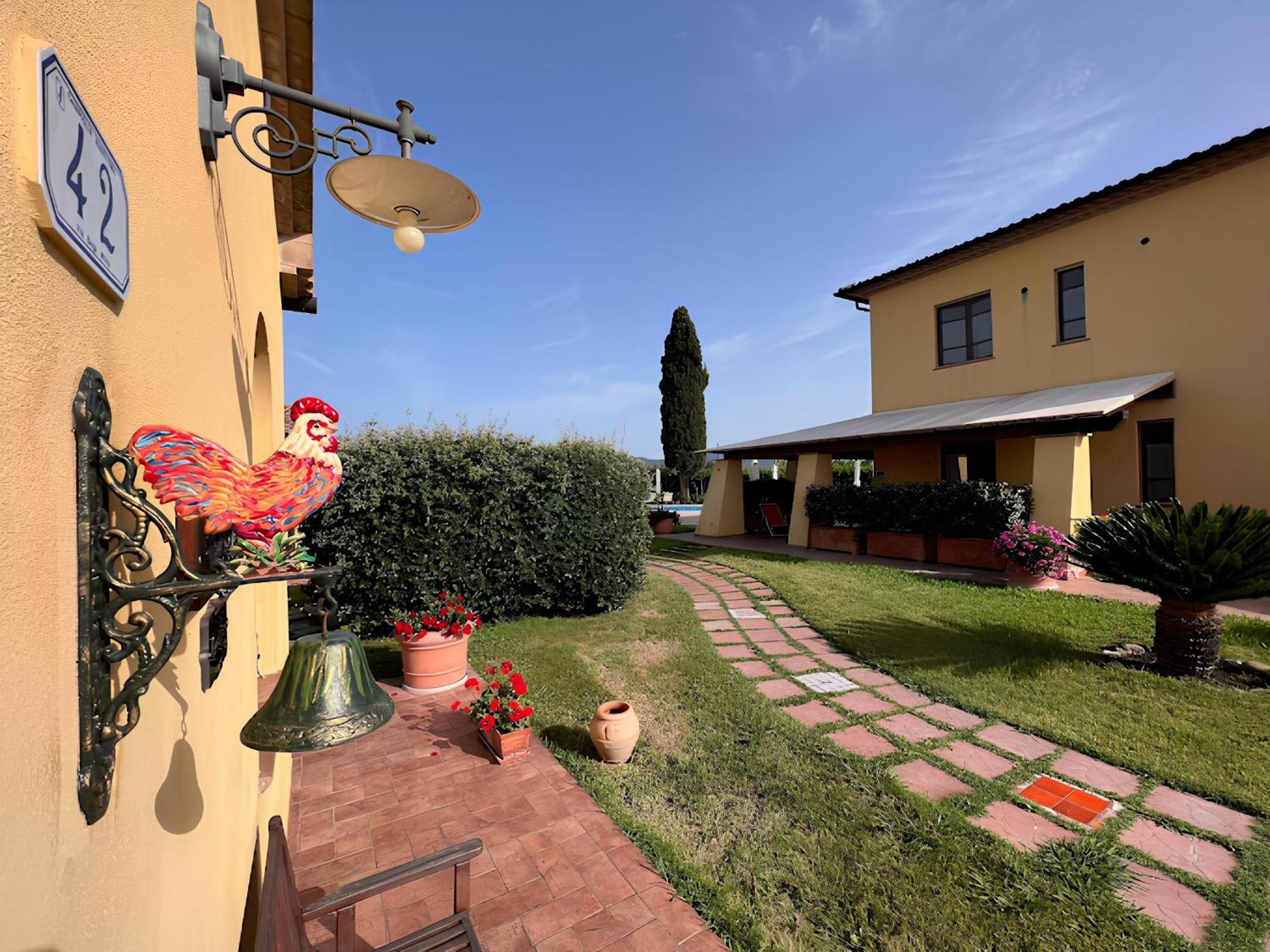 Podere Tre Cipressi Aparthotel Campiglia Marittima Buitenkant foto
