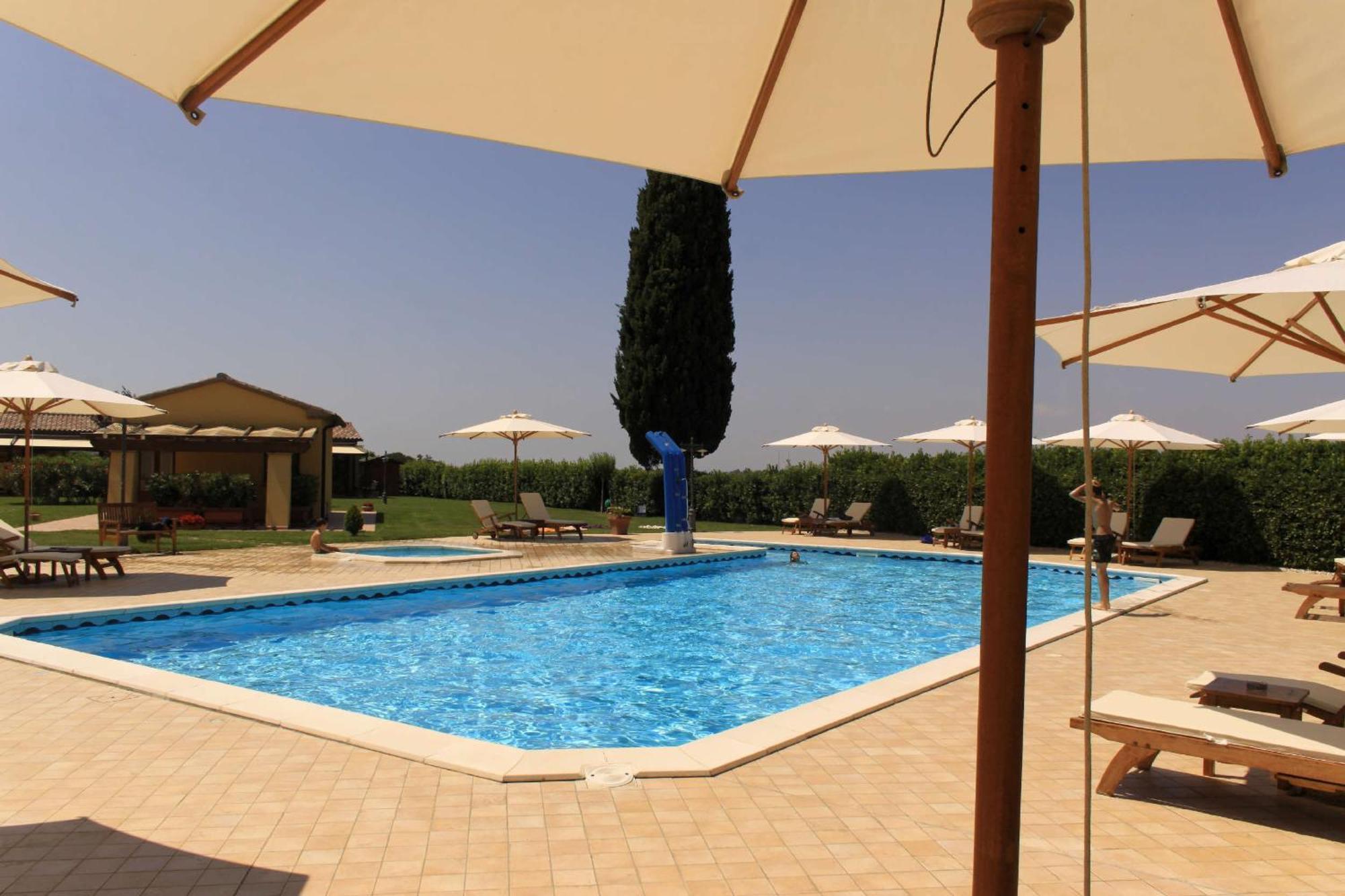 Podere Tre Cipressi Aparthotel Campiglia Marittima Buitenkant foto