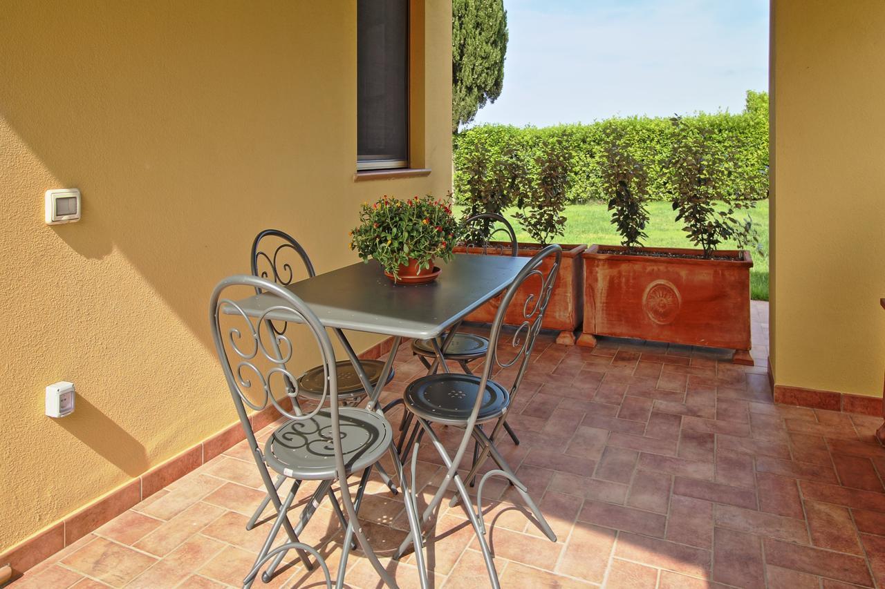 Podere Tre Cipressi Aparthotel Campiglia Marittima Buitenkant foto