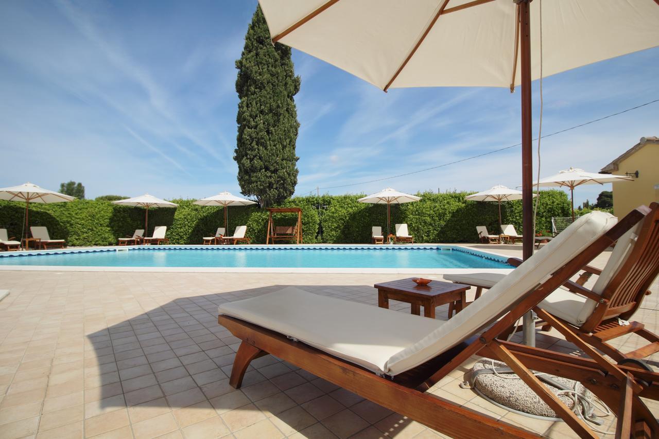 Podere Tre Cipressi Aparthotel Campiglia Marittima Buitenkant foto